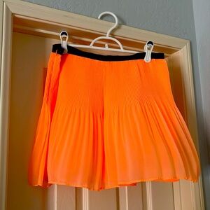 Super cute Bright Orange Size 4